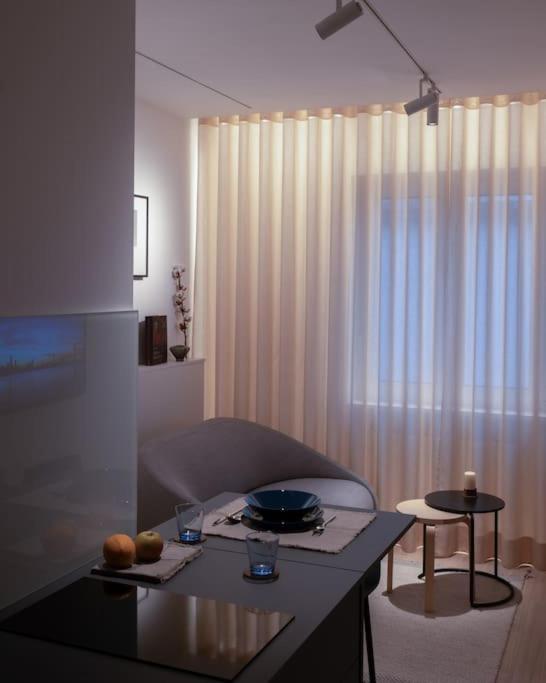 Outsidein Lightstudio Apartment Zagreb
